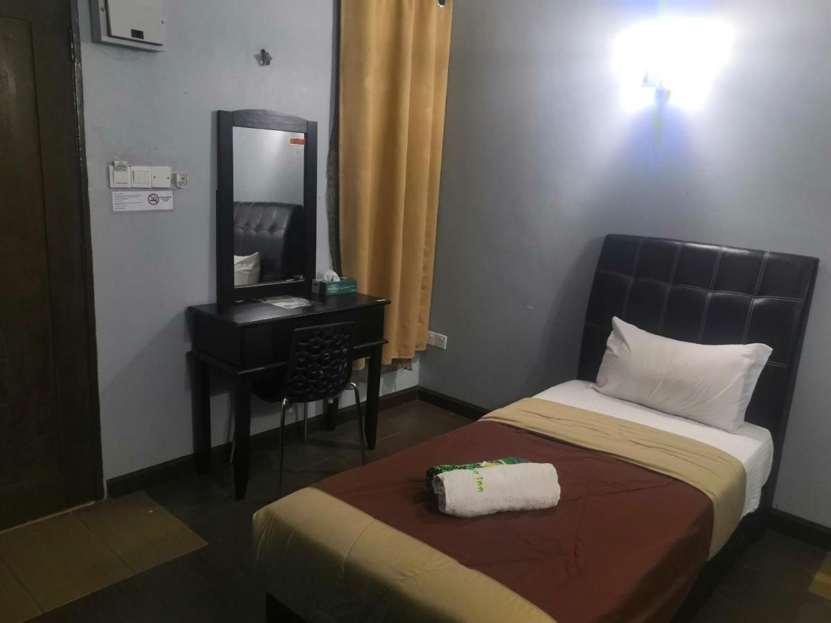 Oyo 90473 Opah Inn Hotel Kampong Ayer Terjun Экстерьер фото